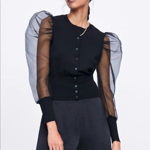 BNWT ZARA sweater with sheer puffy sleeve size L